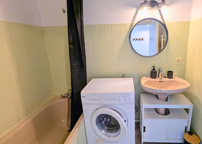 Appartement O Pti' Proche Centre, Gare Et Thermes, Parking